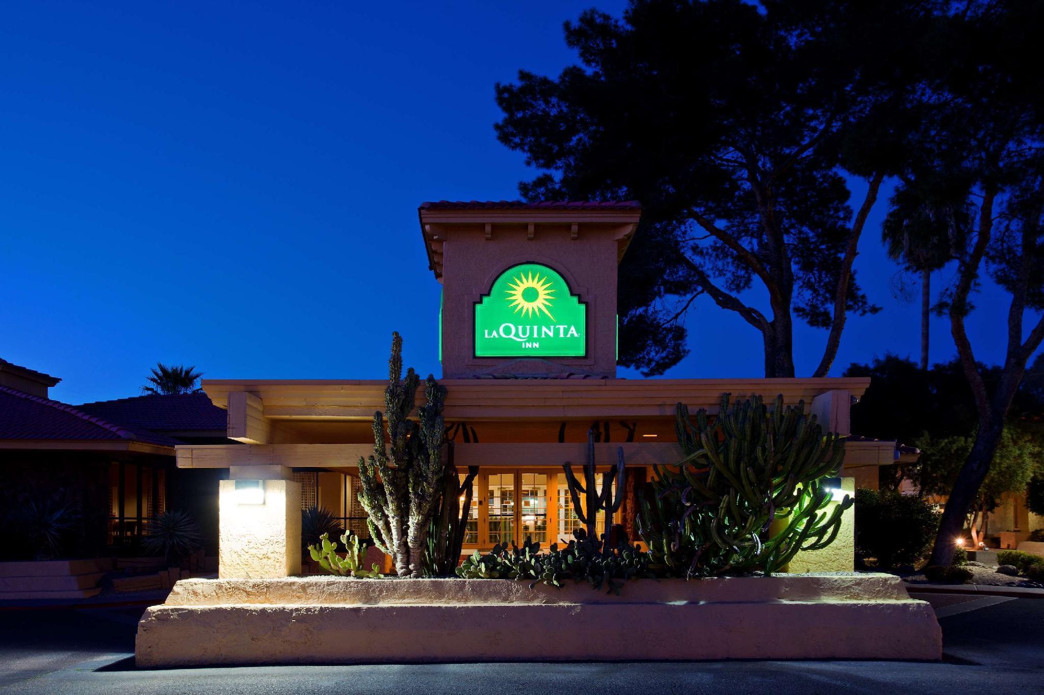 La Quinta Inn By Wyndham Phoenix North Exterior photo